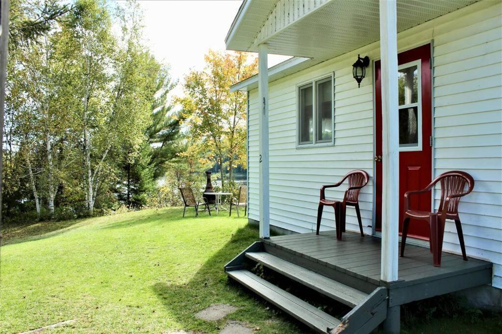 לה טוק Chalet Au Bord Du St-Maurice מראה חיצוני תמונה